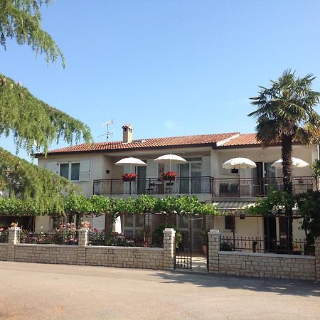 Vila Alma Пореч Экстерьер фото